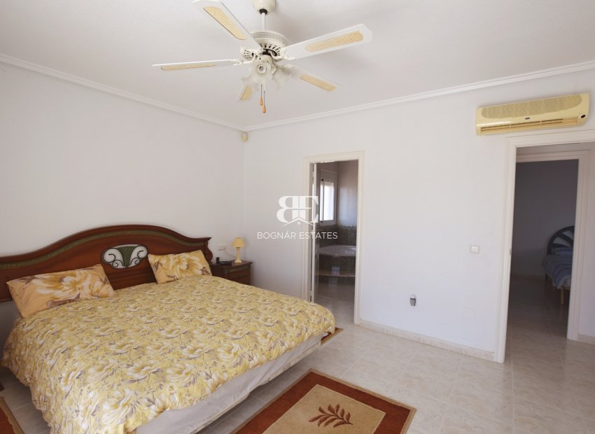 Herverkoop - Villa -
Ciudad Quesada - Pueblo Bravo