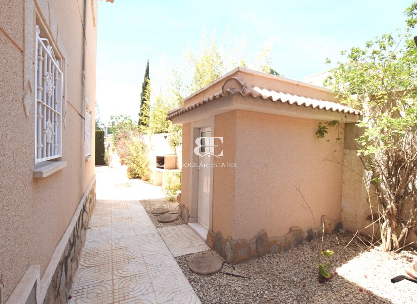 Herverkoop - Villa -
Ciudad Quesada - Pueblo Bravo