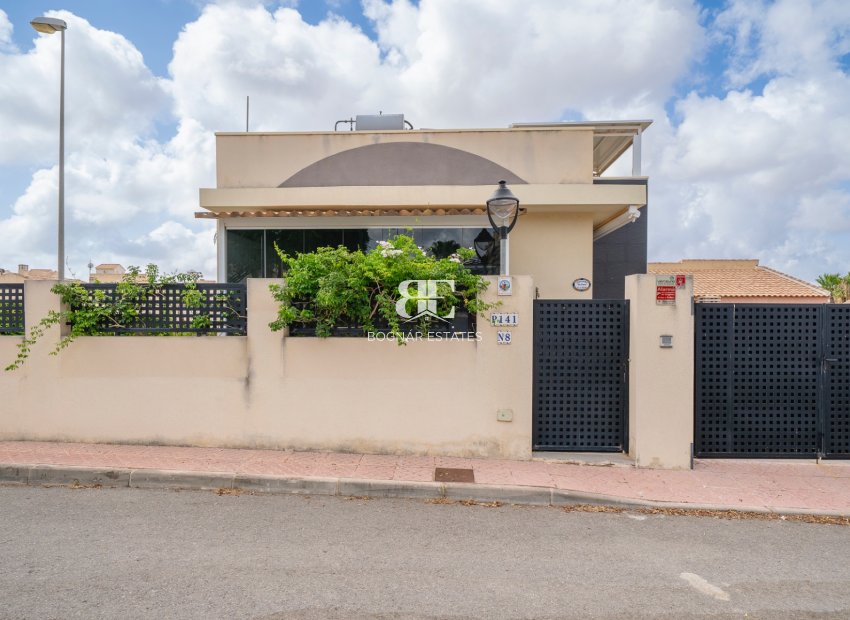 Herverkoop - Villa -
Ciudad Quesada - Rojales