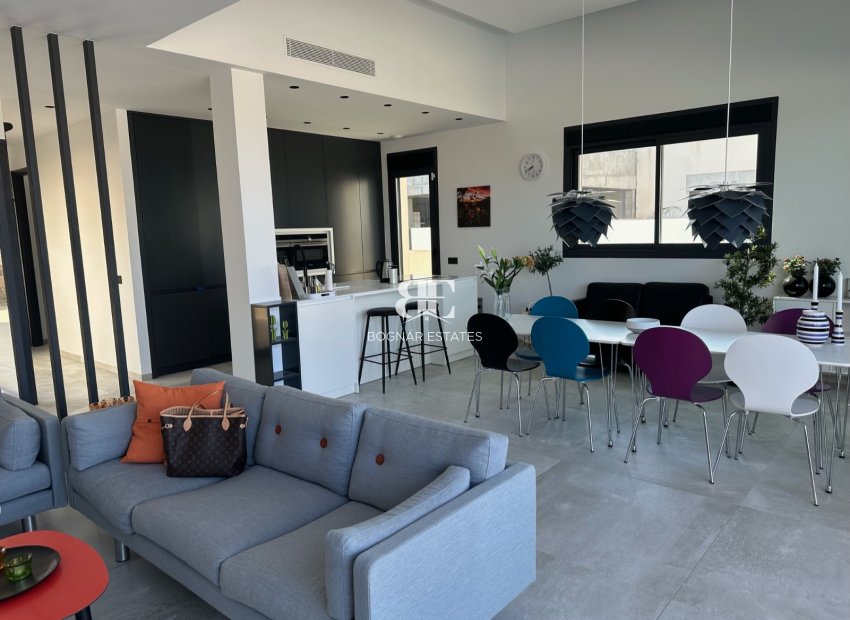 Herverkoop - Villa -
Ciudad Quesada