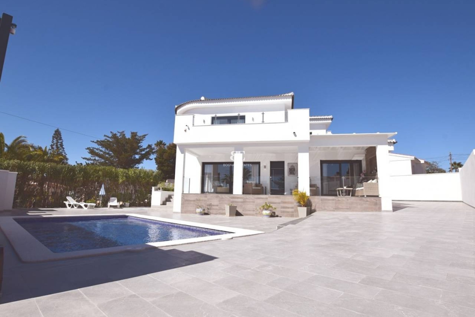 Herverkoop - Villa -
Ciudad Quesada