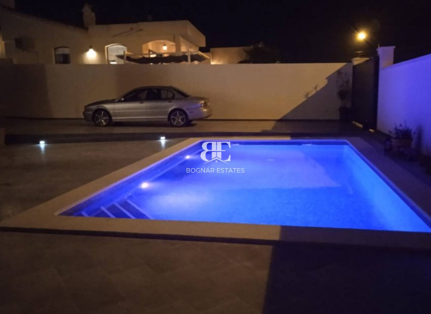 Herverkoop - Villa -
Ciudad Quesada