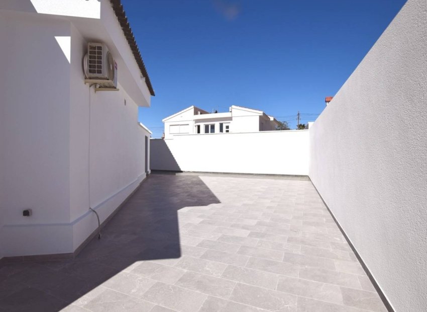 Herverkoop - Villa -
Ciudad Quesada