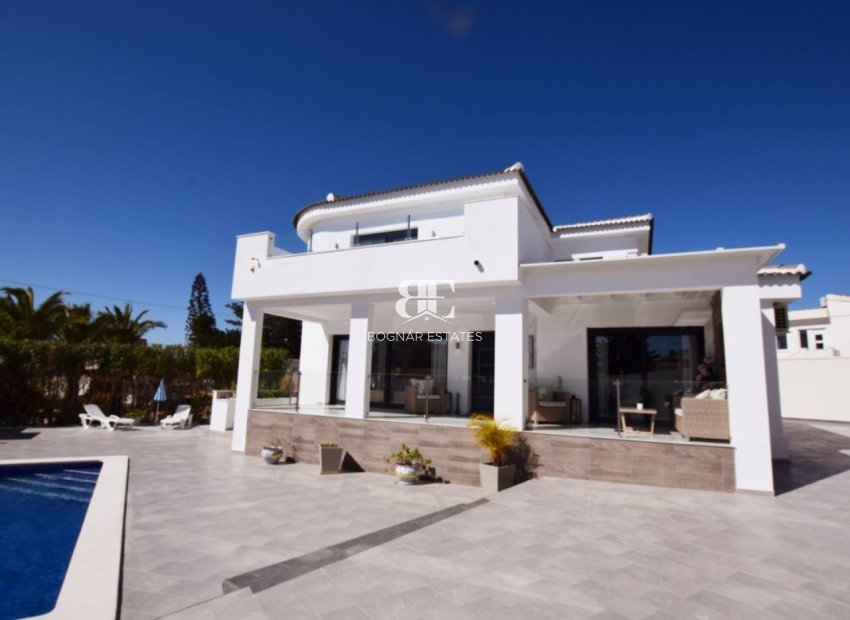 Herverkoop - Villa -
Ciudad Quesada