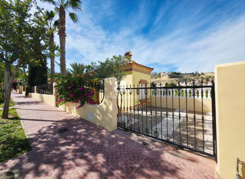 Herverkoop - Villa -
Ciudad Quesada