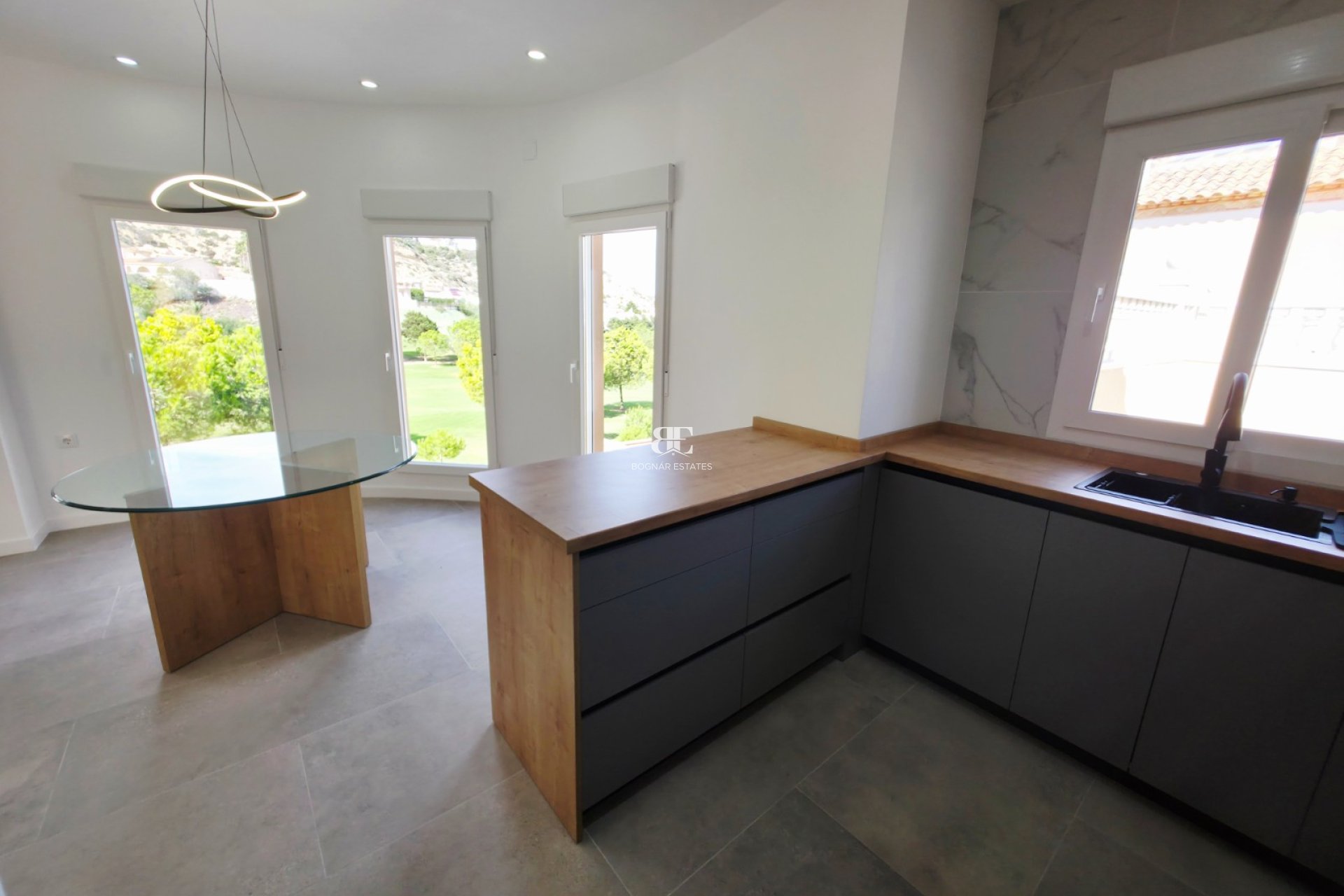 Herverkoop - Villa -
Ciudad Quesada