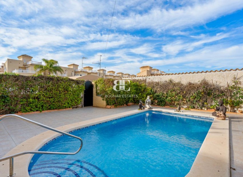 Herverkoop - Villa -
Ciudad Quesada