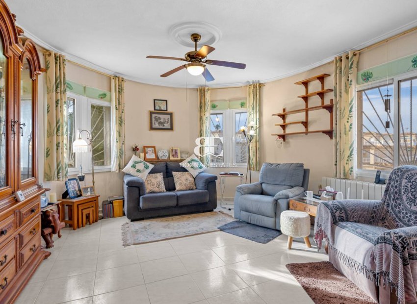 Herverkoop - Villa -
Ciudad Quesada