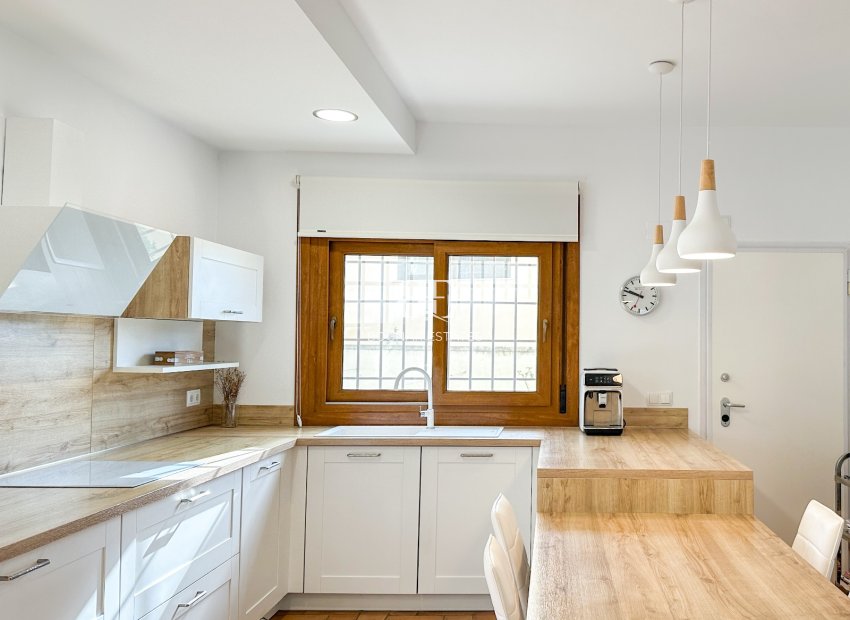 Herverkoop - Villa -
Dehesa de Campoamor - Dehesa de campoamor