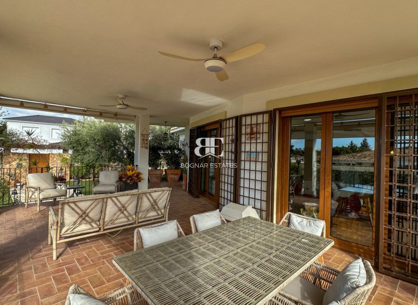 Herverkoop - Villa -
Dehesa de Campoamor - Dehesa de campoamor