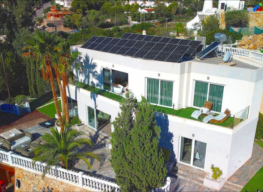 Herverkoop - Villa -
El Campello - Coveta fuma