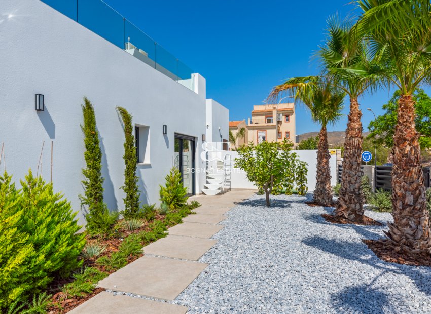 Herverkoop - Villa -
El Campello - El Amerador