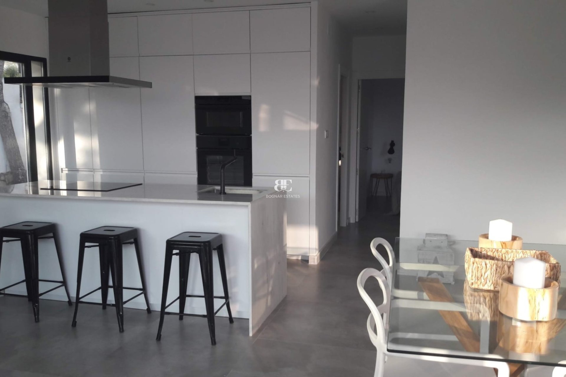 Herverkoop - Villa -
El Campello