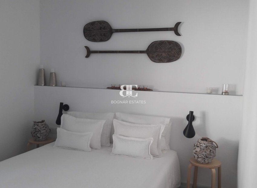 Herverkoop - Villa -
El Campello