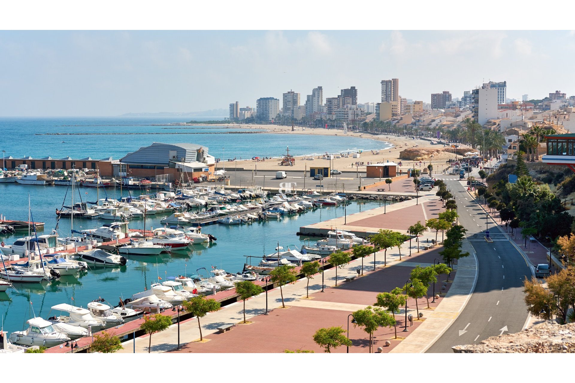Herverkoop - Villa -
El Campello