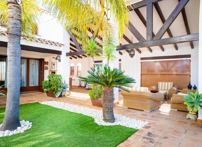 Herverkoop - Villa -
El Valle Golf Resort