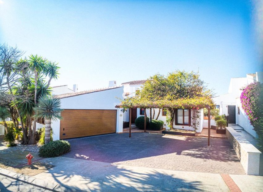 Herverkoop - Villa -
El Valle Golf Resort