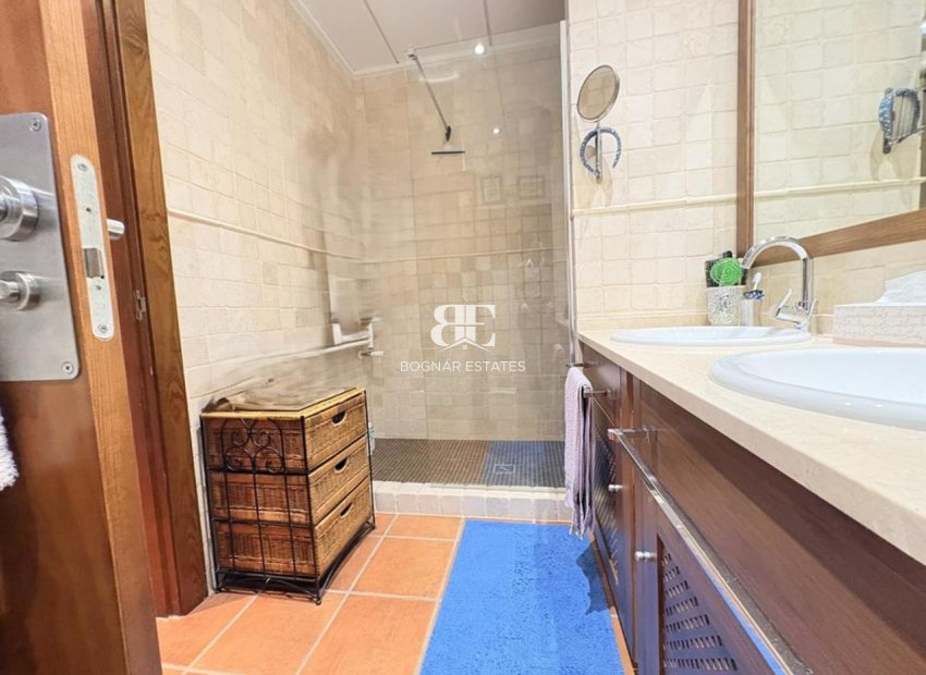 Herverkoop - Villa -
El Valle Golf Resort