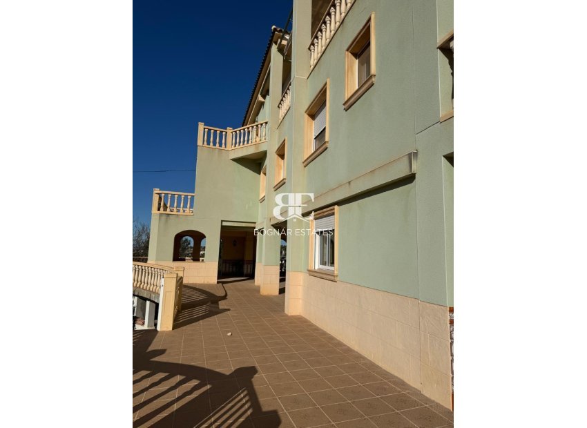 Herverkoop - Villa -
Elche - La Marina