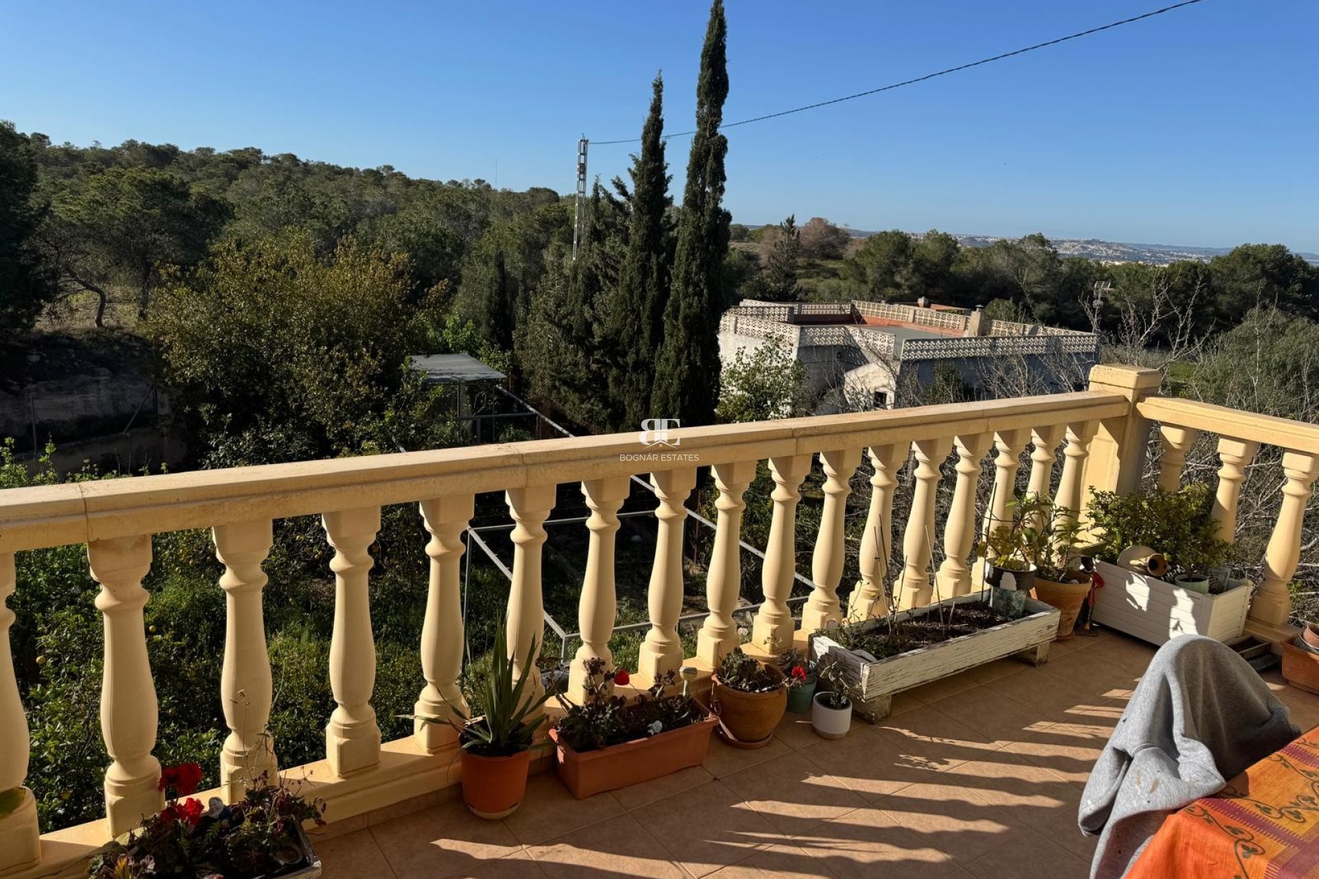 Herverkoop - Villa -
Elche - La Marina