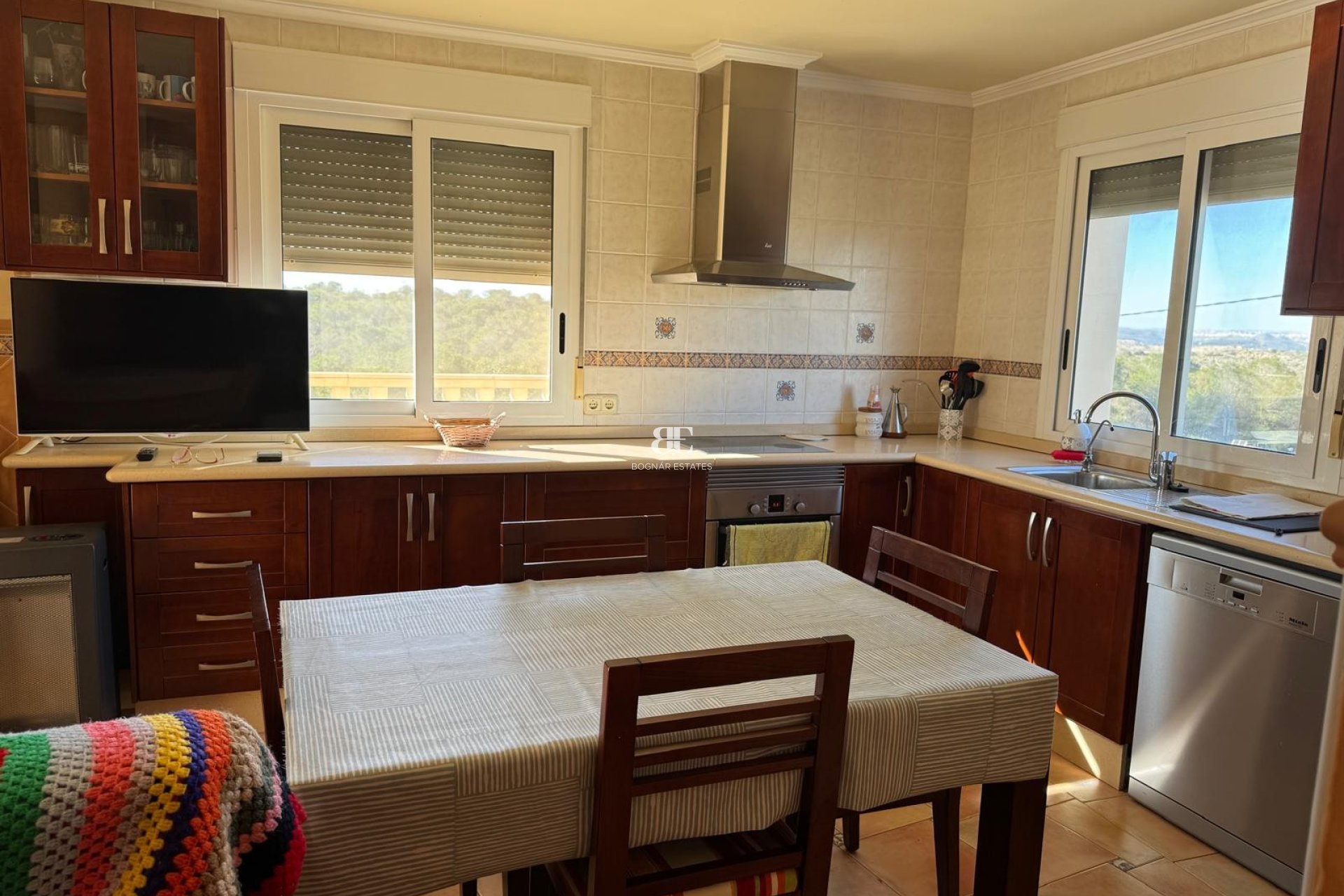 Herverkoop - Villa -
Elche - La Marina