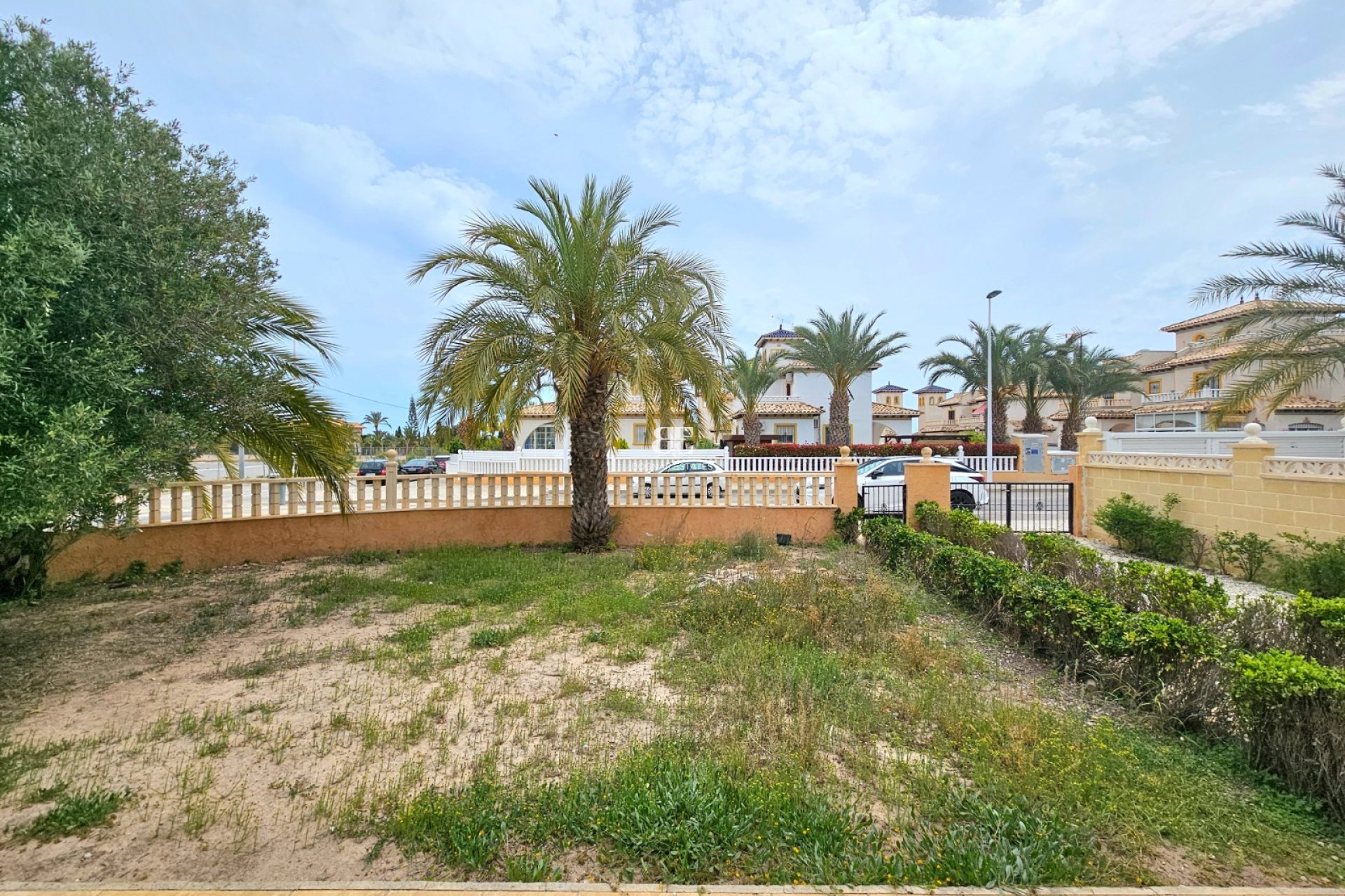 Herverkoop - Villa -
Elche - La Marina