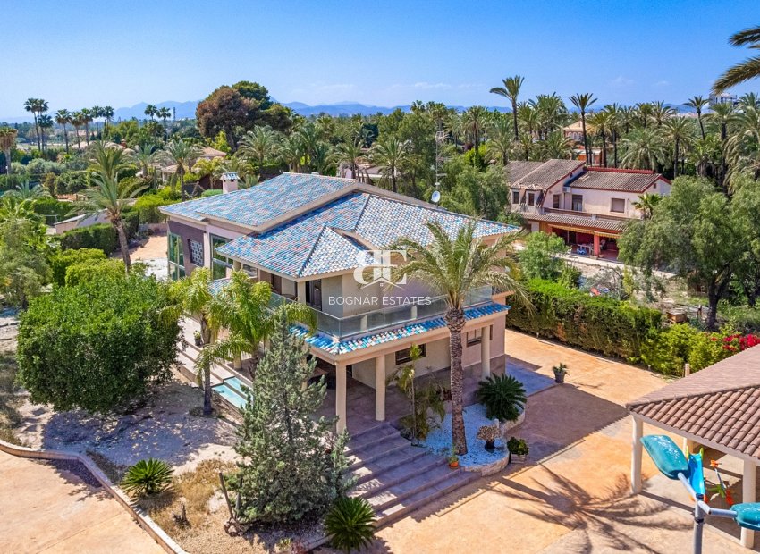 Herverkoop - Villa -
Elche