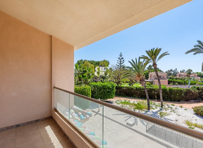 Herverkoop - Villa -
Elche
