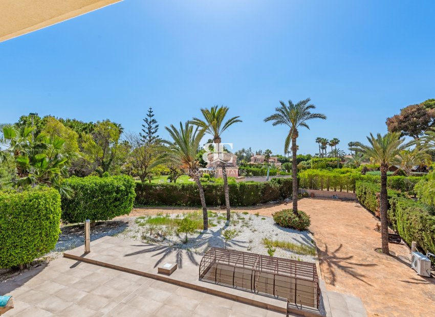 Herverkoop - Villa -
Elche