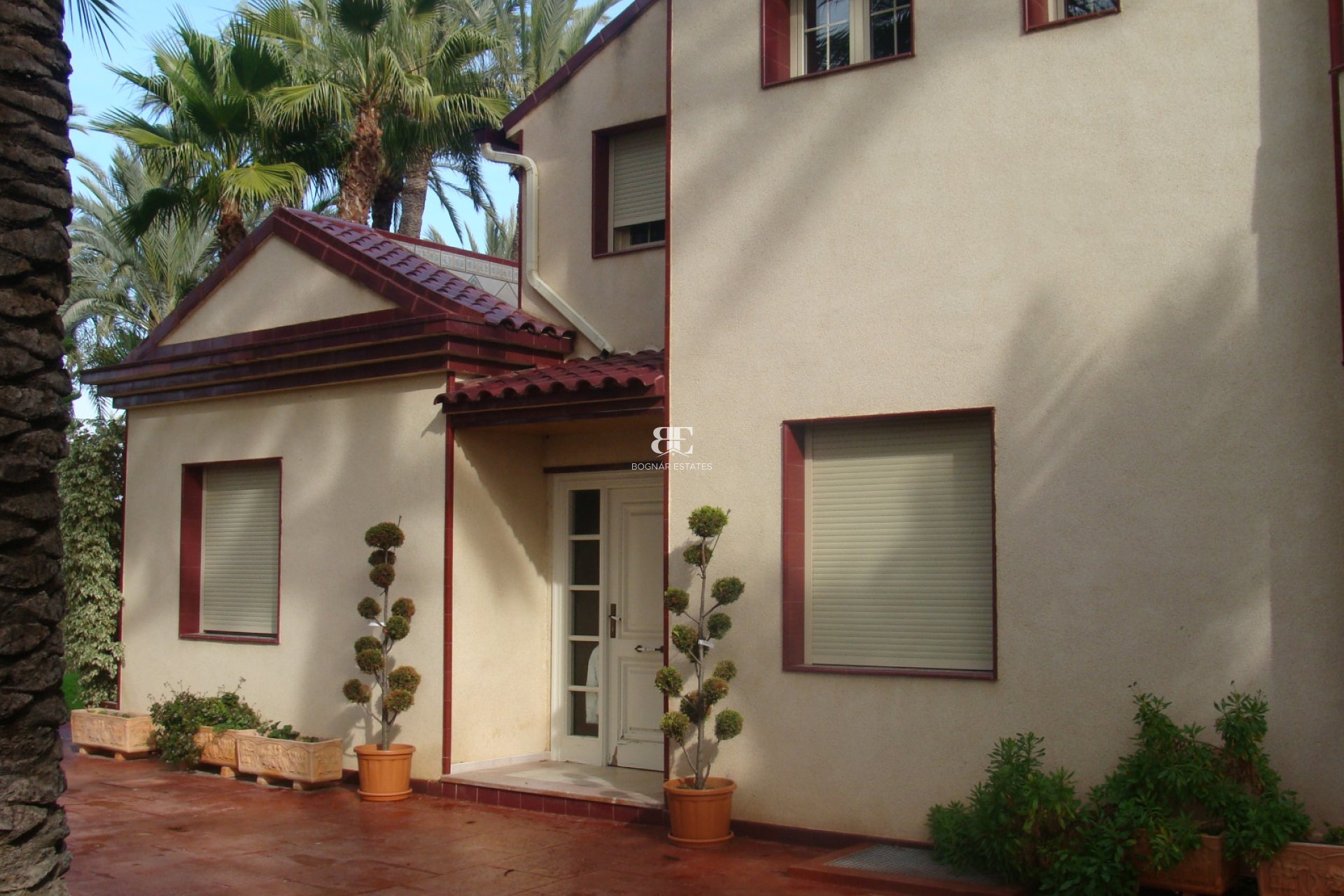 Herverkoop - Villa -
Elche
