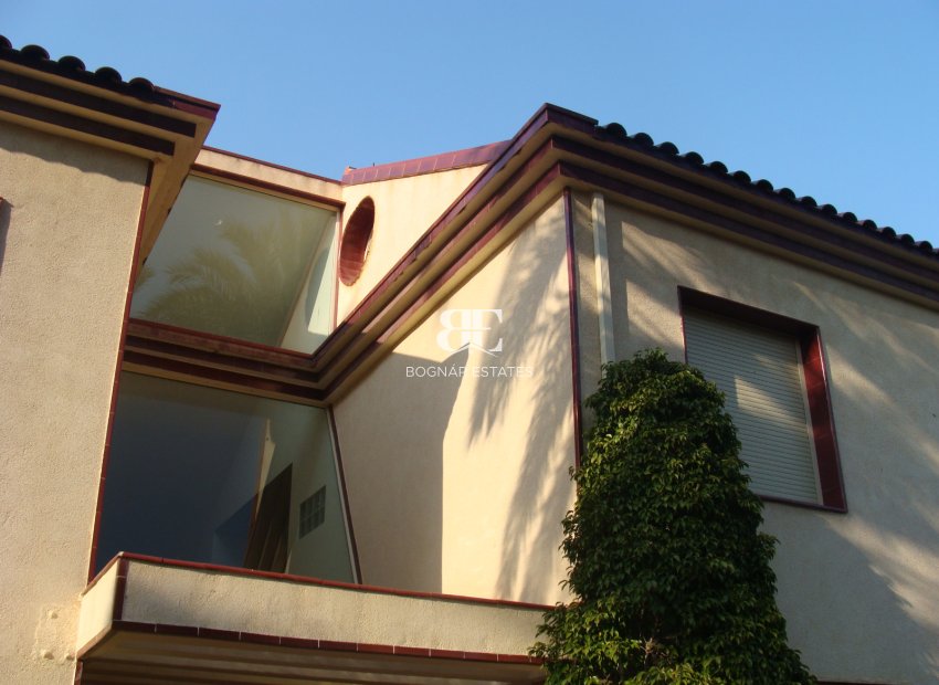 Herverkoop - Villa -
Elche