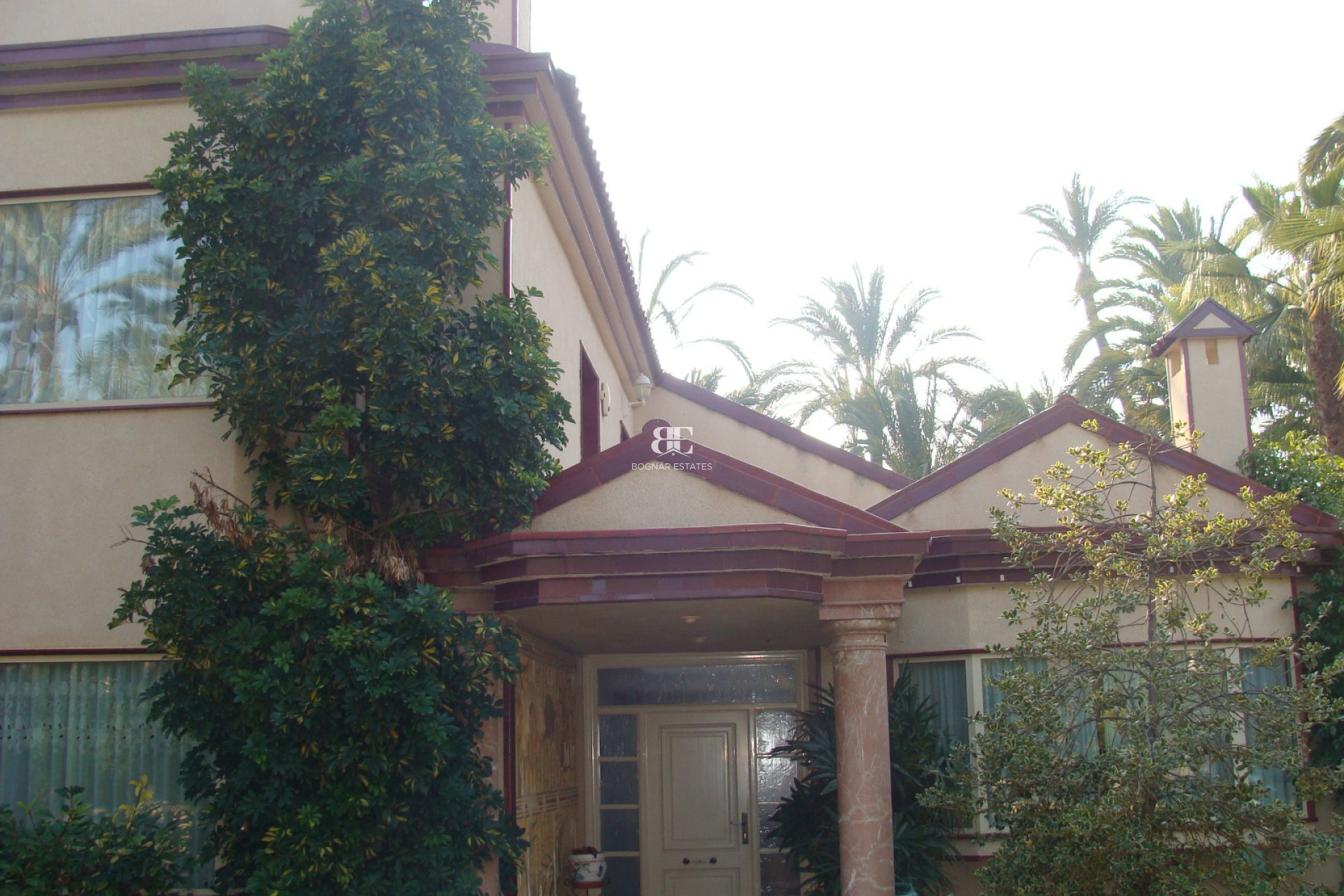 Herverkoop - Villa -
Elche