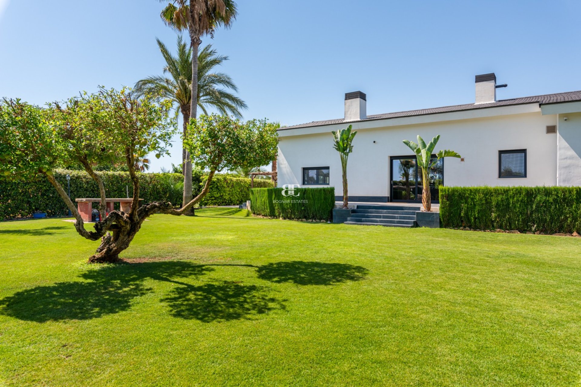 Herverkoop - Villa -
Elche