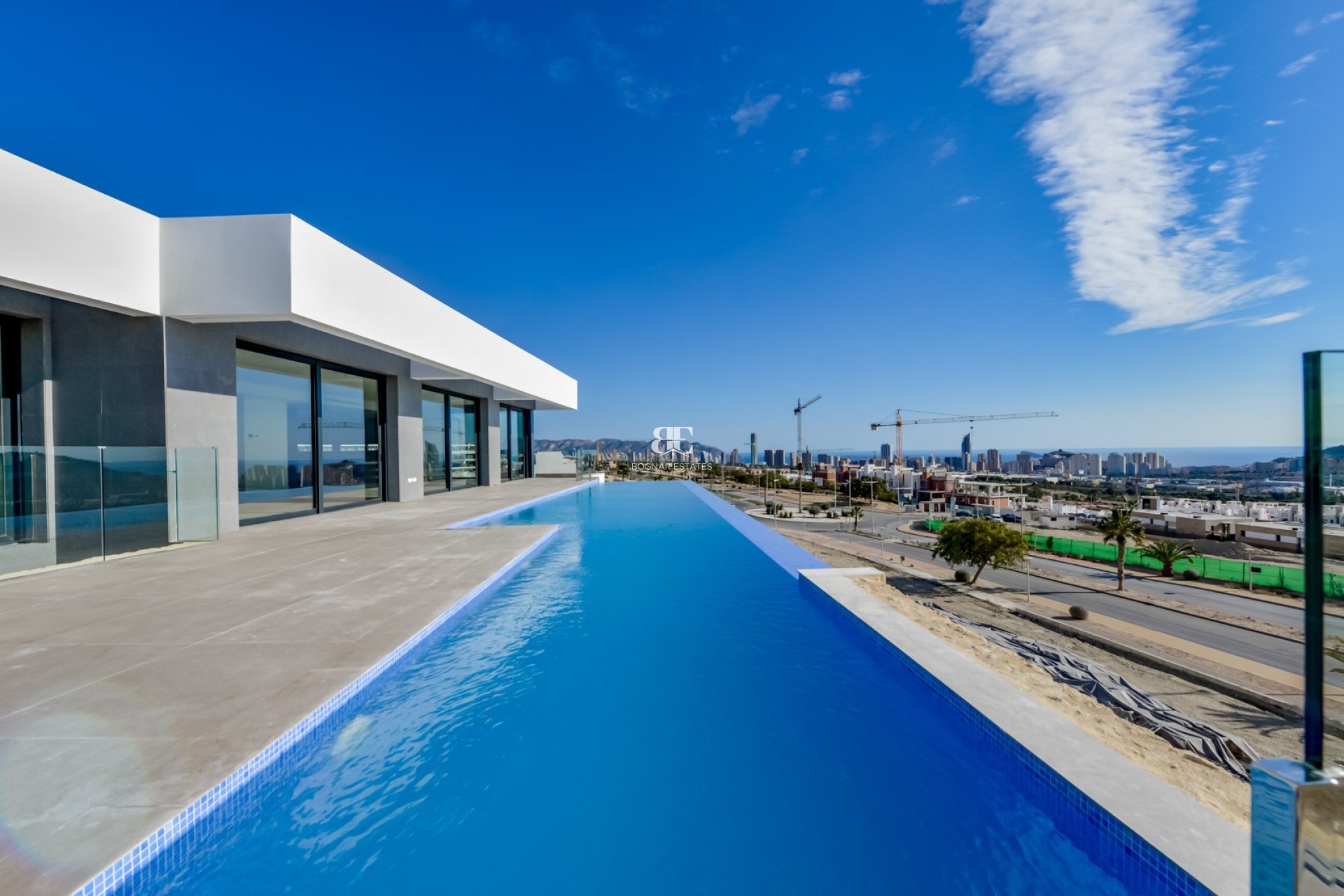 Herverkoop - Villa -
Finestrat - Sierra Cortina