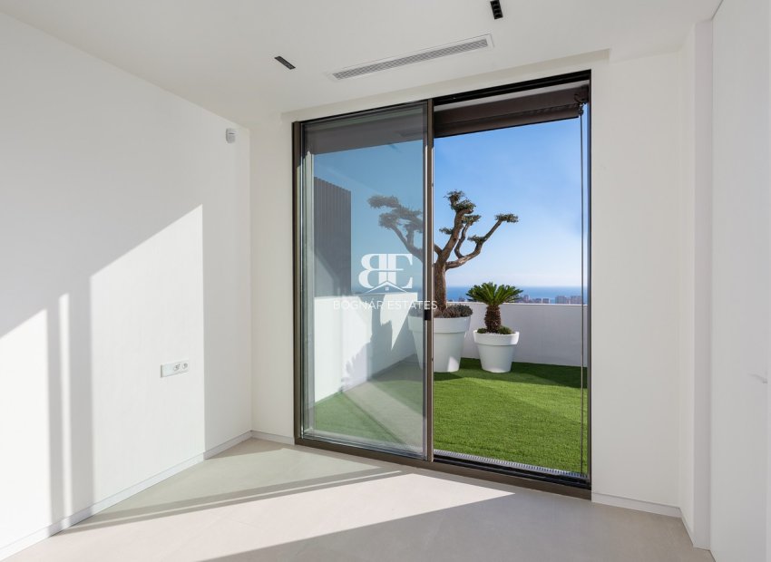 Herverkoop - Villa -
Finestrat