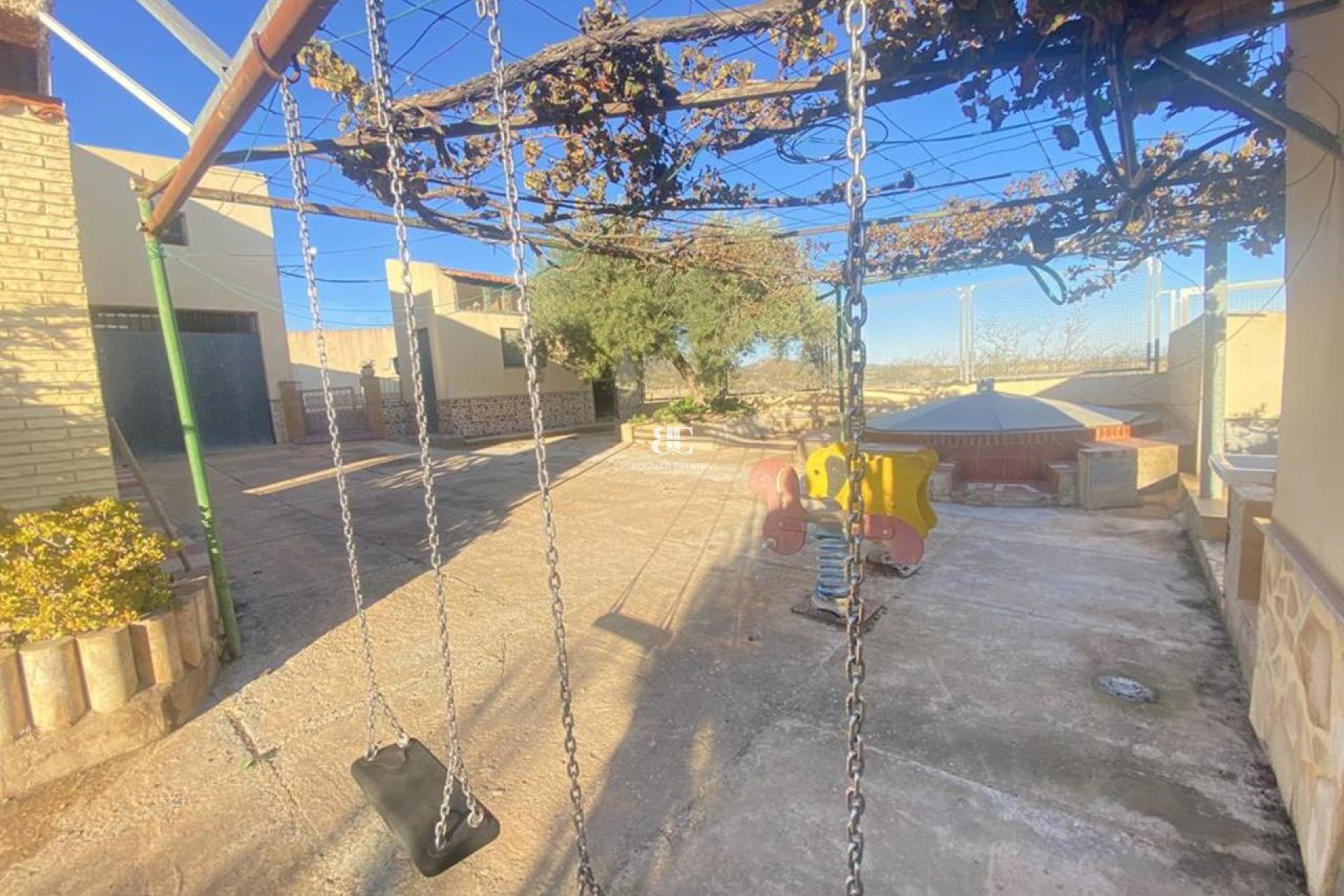 Herverkoop - Villa -
Gea Truyols - Gea y Trujols