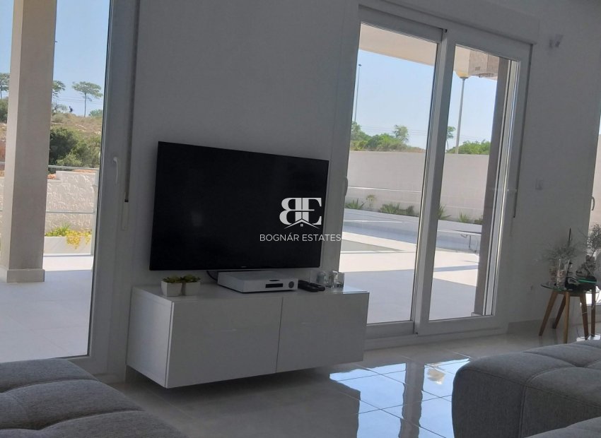 Herverkoop - Villa -
Gran Alacant