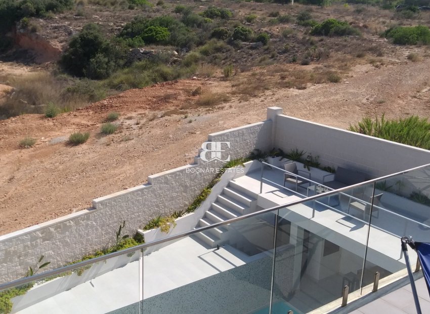 Herverkoop - Villa -
Gran Alacant