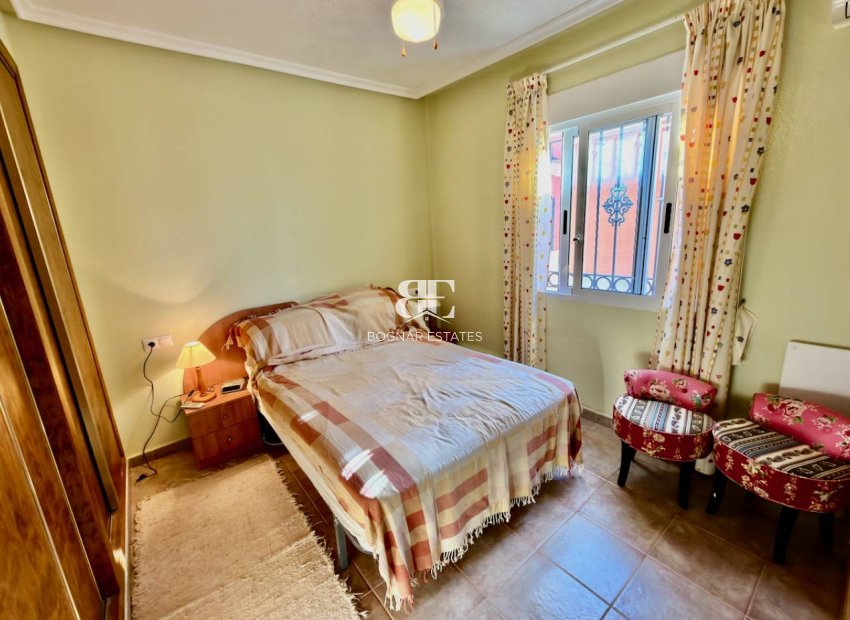 Herverkoop - Villa -
Guardamar del Segura - El Raso