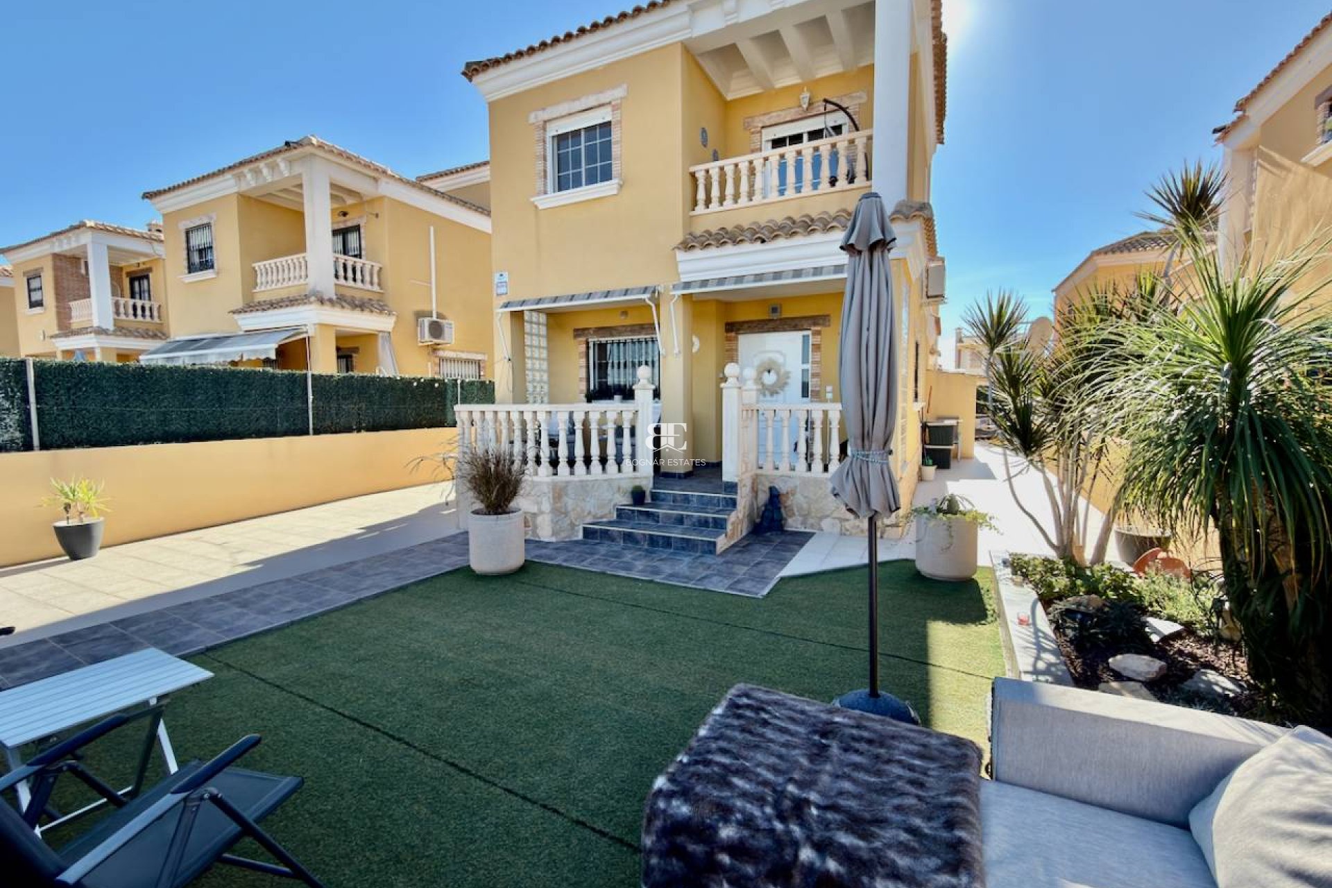 Herverkoop - Villa -
Guardamar del Segura - El Raso