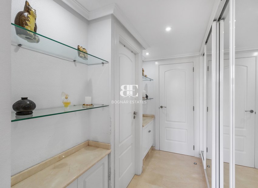 Herverkoop - Villa -
Guardamar del Segura - El Raso