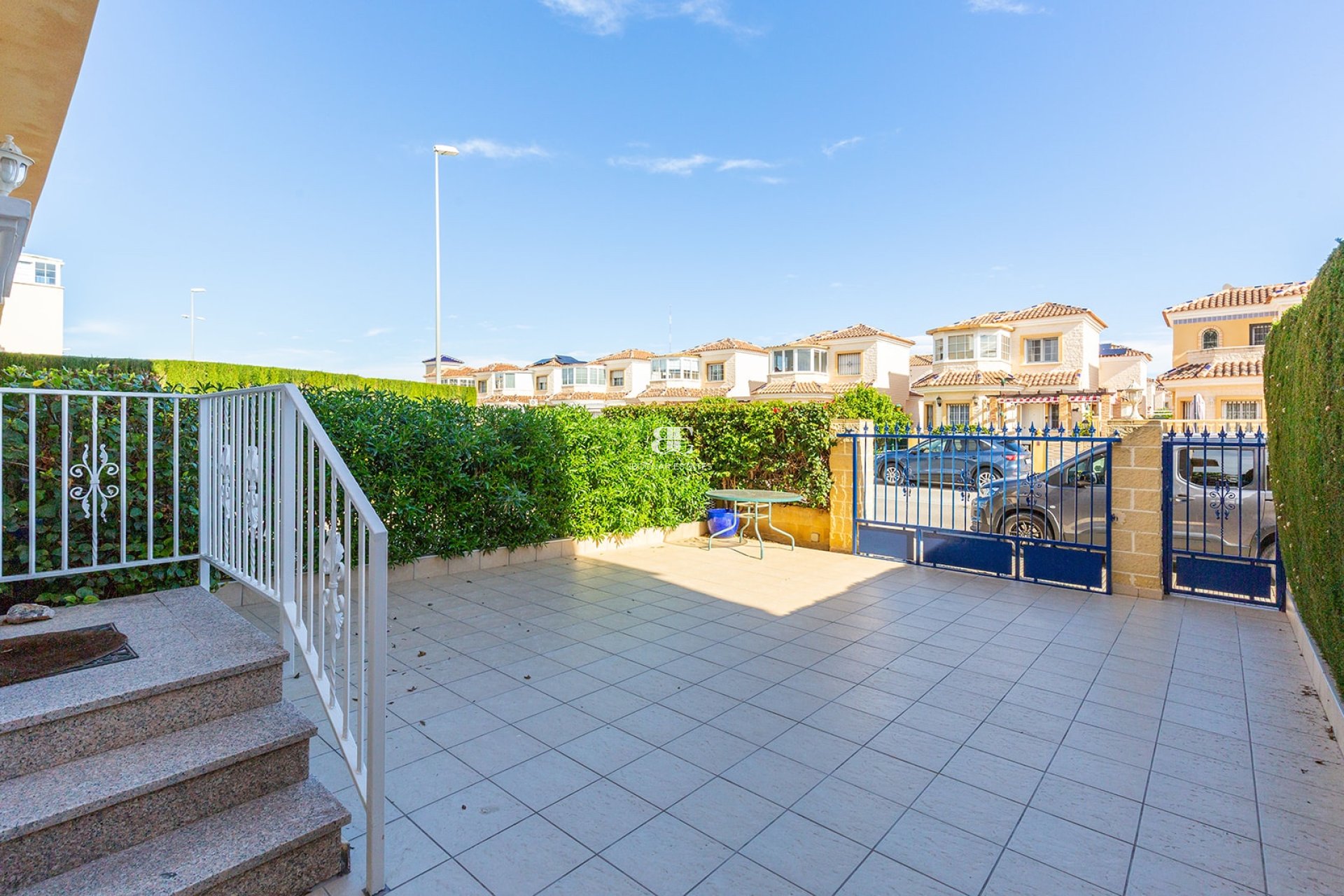 Herverkoop - Villa -
Guardamar del Segura - El Raso