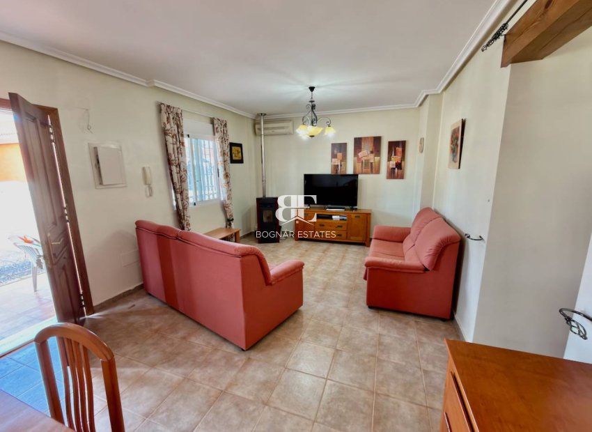 Herverkoop - Villa -
Guardamar del Segura