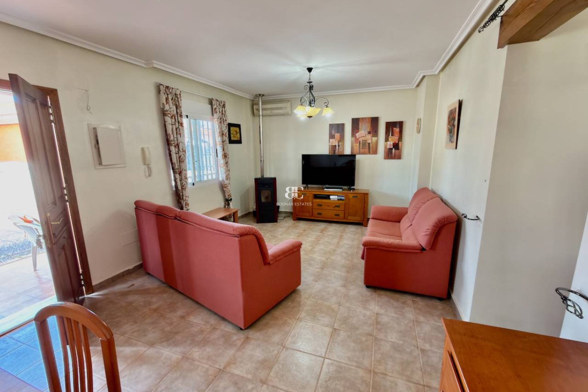 Herverkoop - Villa -
Guardamar del Segura