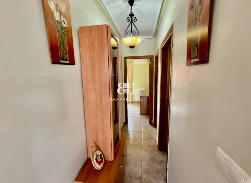 Herverkoop - Villa -
Guardamar del Segura