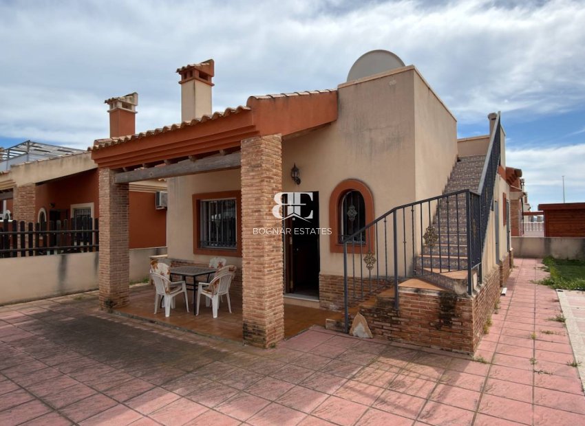 Herverkoop - Villa -
Guardamar del Segura