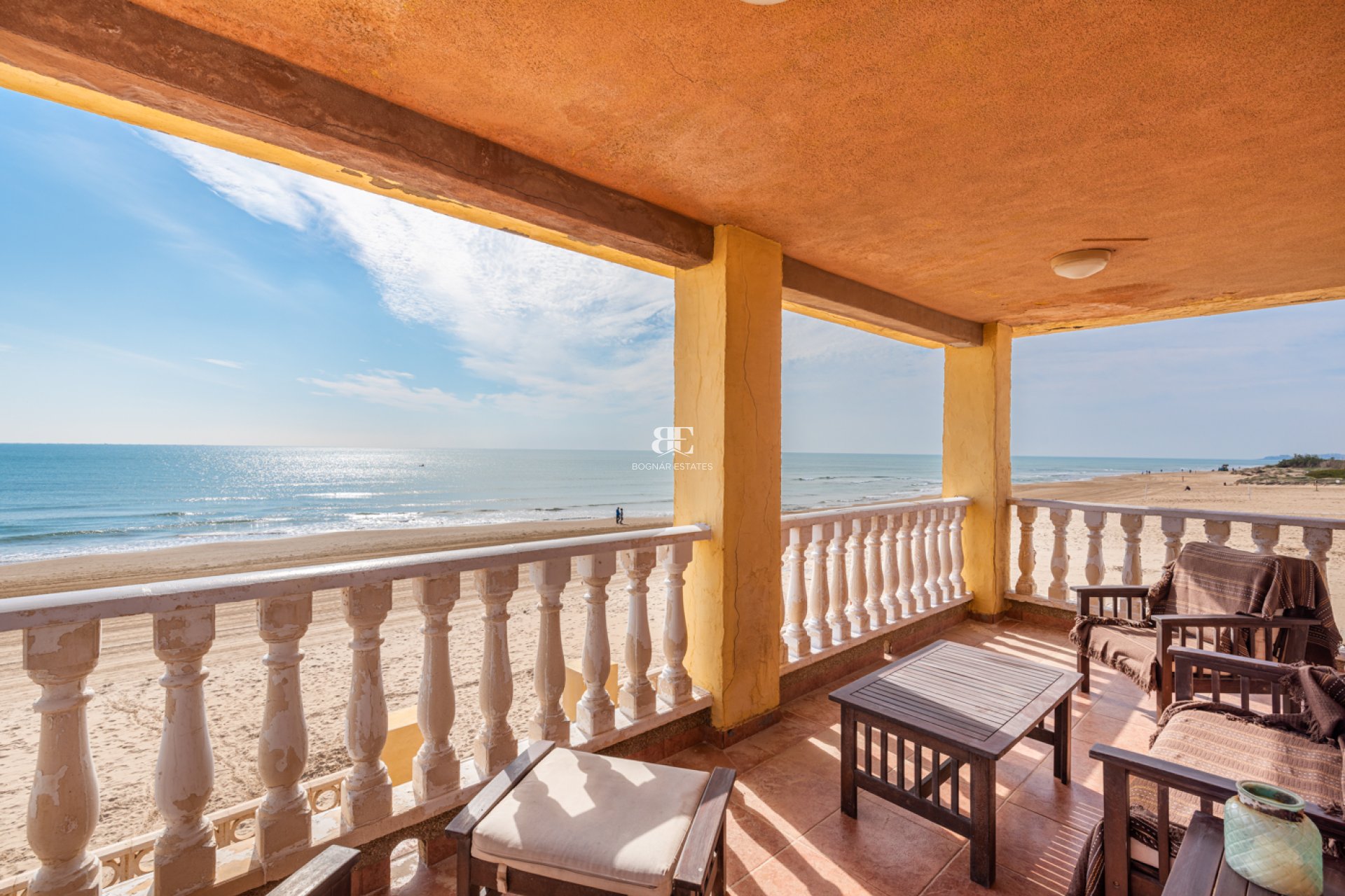 Herverkoop - Villa -
Guardamar del Segura