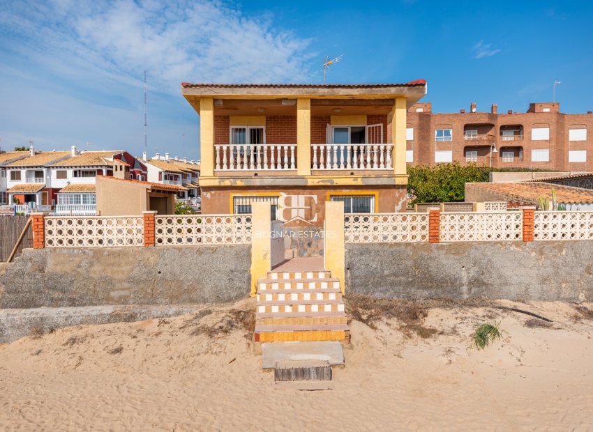 Herverkoop - Villa -
Guardamar del Segura