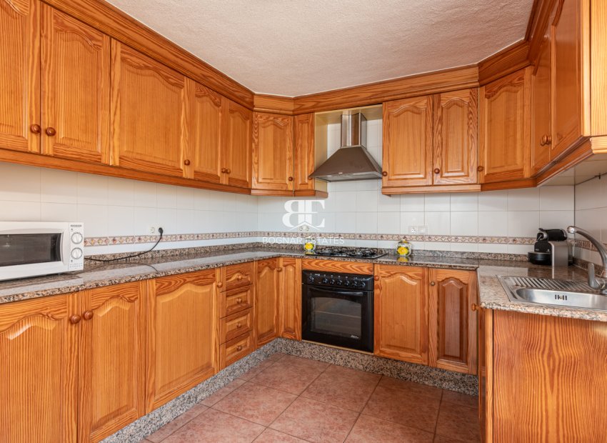 Herverkoop - Villa -
Guardamar del Segura