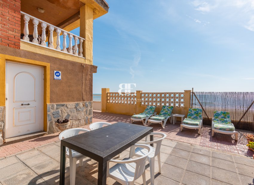 Herverkoop - Villa -
Guardamar del Segura